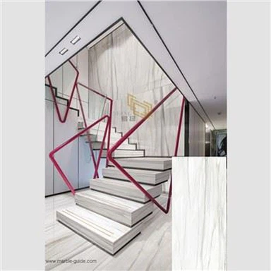 پله های سنگی متخلخل طلایی Arabescato